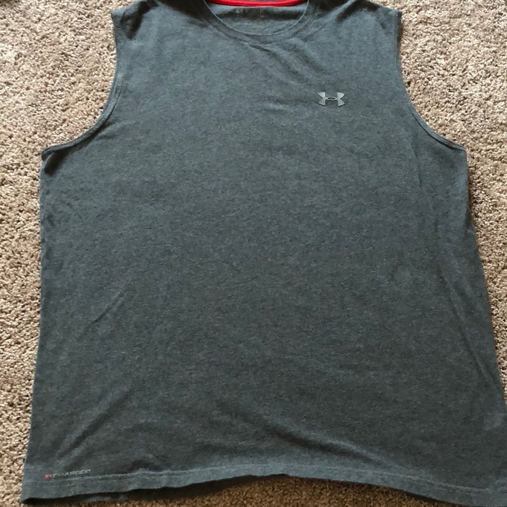 Under Armour Sleeveless Tank Size XL